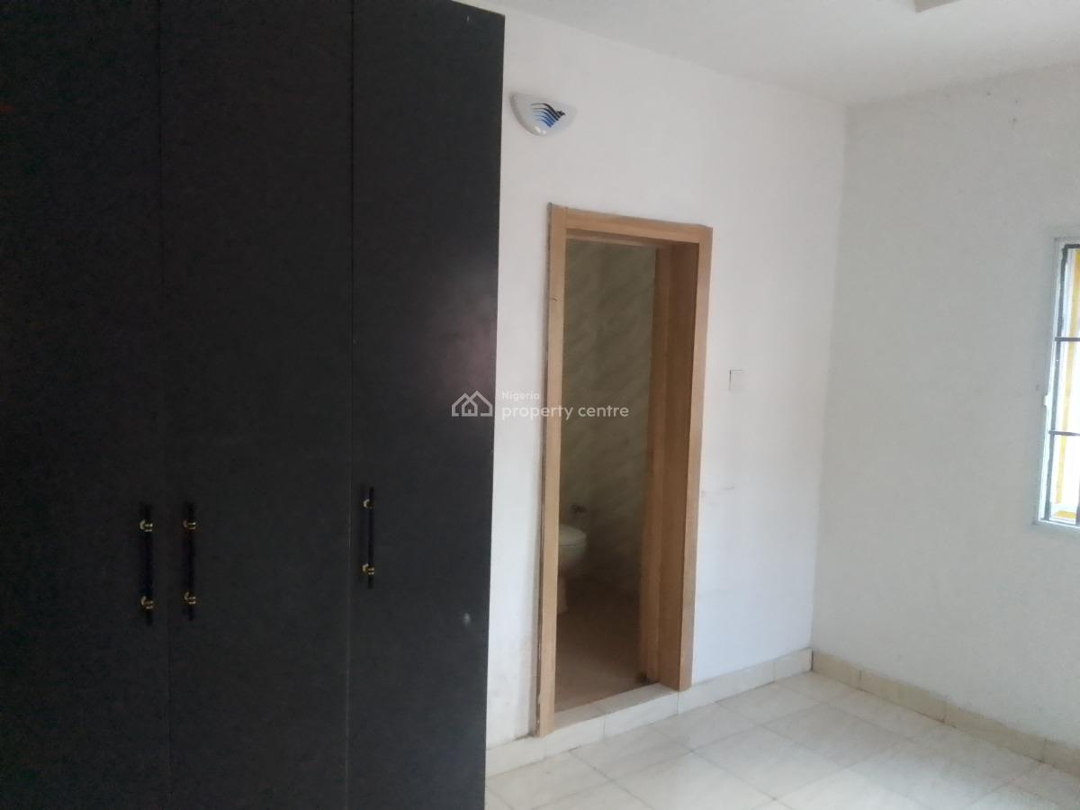 Spacious Luxury 2 Bedroom Flat with Excellent Features, K1 Supermarket Rd, Ogombo, Ajah, Lagos, Flat / Apartment for Rent