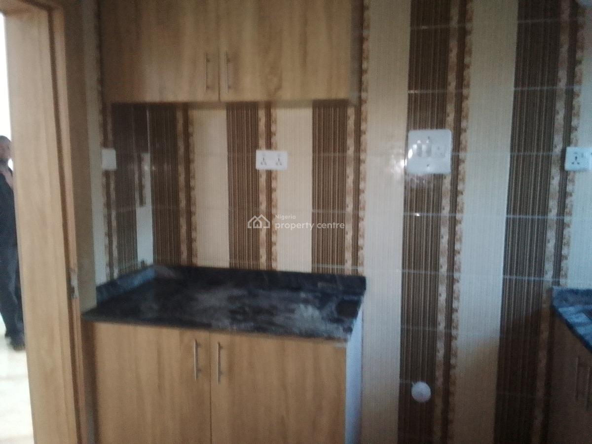 Spacious Luxury 2 Bedroom Flat with Excellent Features, K1 Supermarket Rd, Ogombo, Ajah, Lagos, Flat / Apartment for Rent