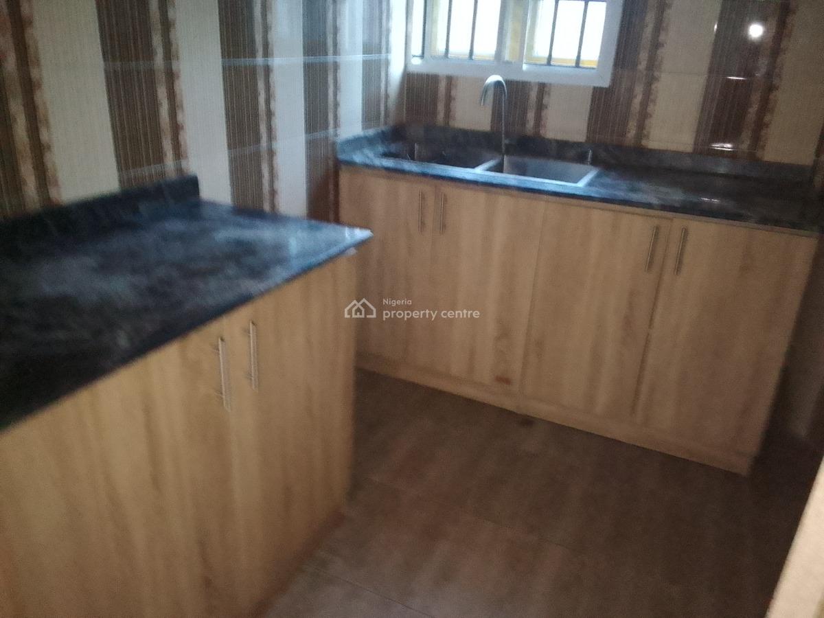 Spacious Luxury 2 Bedroom Flat with Excellent Features, K1 Supermarket Rd, Ogombo, Ajah, Lagos, Flat / Apartment for Rent