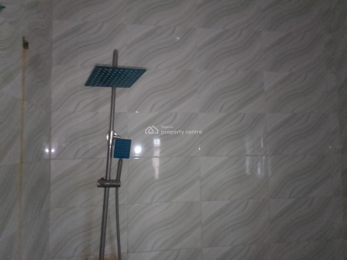 Spacious Luxury 2 Bedroom Flat with Excellent Features, K1 Supermarket Rd, Ogombo, Ajah, Lagos, Flat / Apartment for Rent
