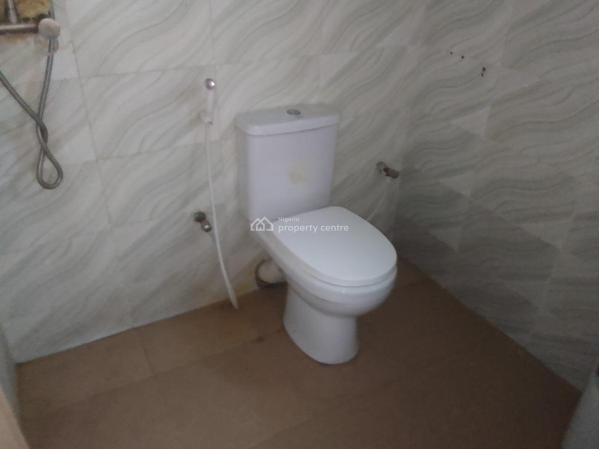 Spacious Luxury 2 Bedroom Flat with Excellent Features, K1 Supermarket Rd, Ogombo, Ajah, Lagos, Flat / Apartment for Rent