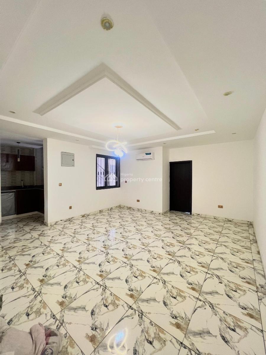 Spacious 1 Bedroom Apartment, Ideal for Professionals Seeking Comfort, Convenience, a Prime Address, Ikoyi, Lagos, Flat / Apartment for Rent