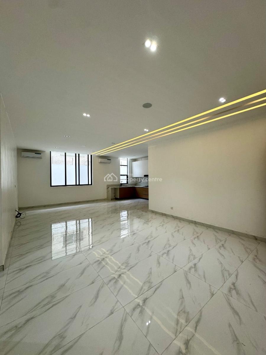 Newly Built 2bedroom Apartment with a Rooftop Pool, Gym and an Elevato, Lekki Phase 1, Lekki, Lagos, Flat / Apartment for Sale