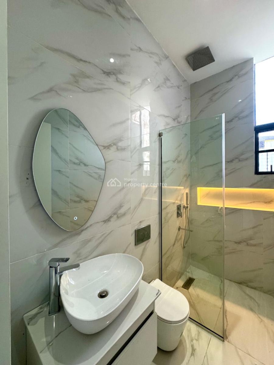 Newly Built 2bedroom Apartment with a Rooftop Pool, Gym and an Elevato, Lekki Phase 1, Lekki, Lagos, Flat / Apartment for Sale