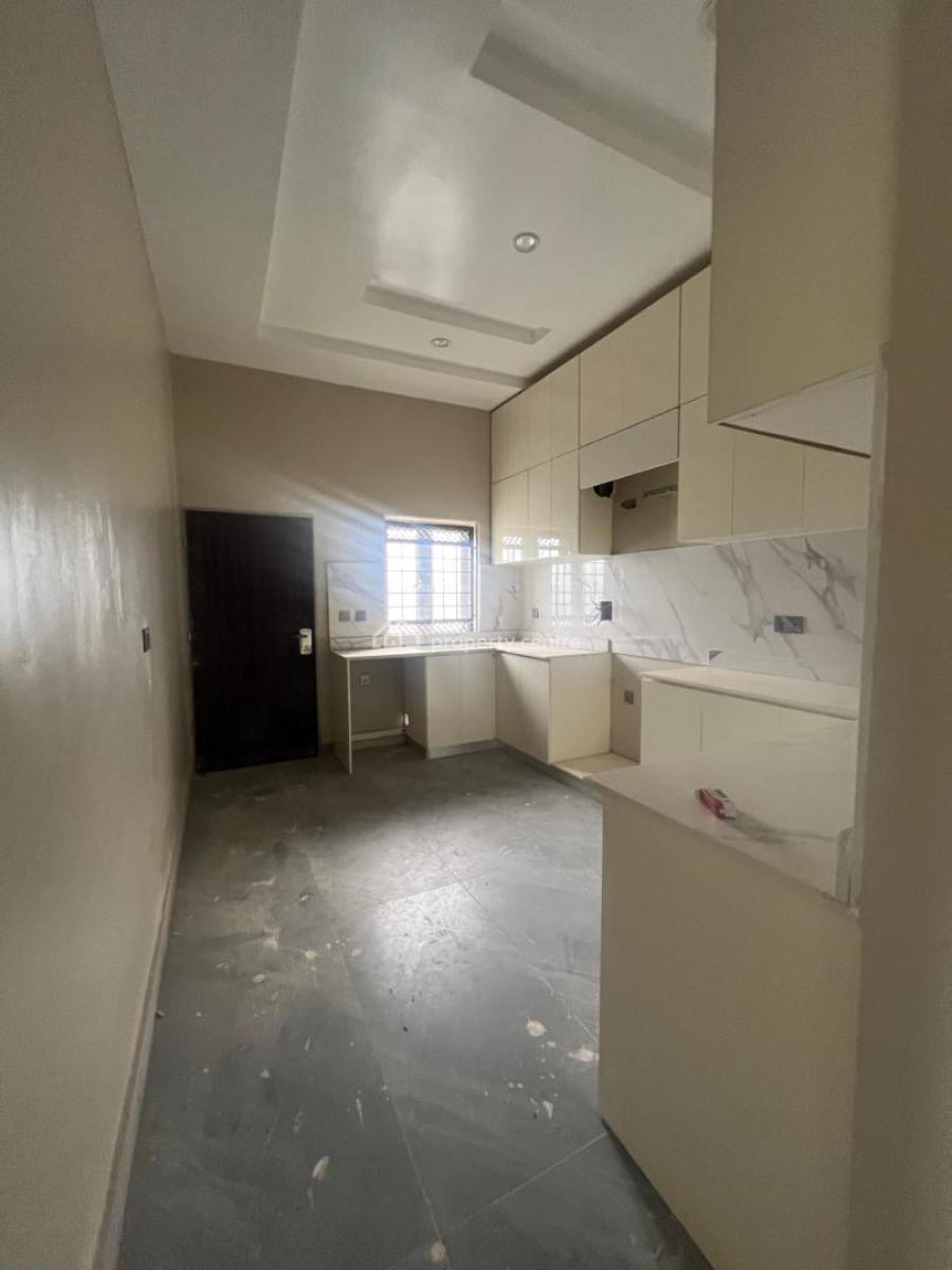 Beautiful 4 Bedrooms Terrace Duplex +bq, Guzape District, Abuja, Terraced Duplex for Sale