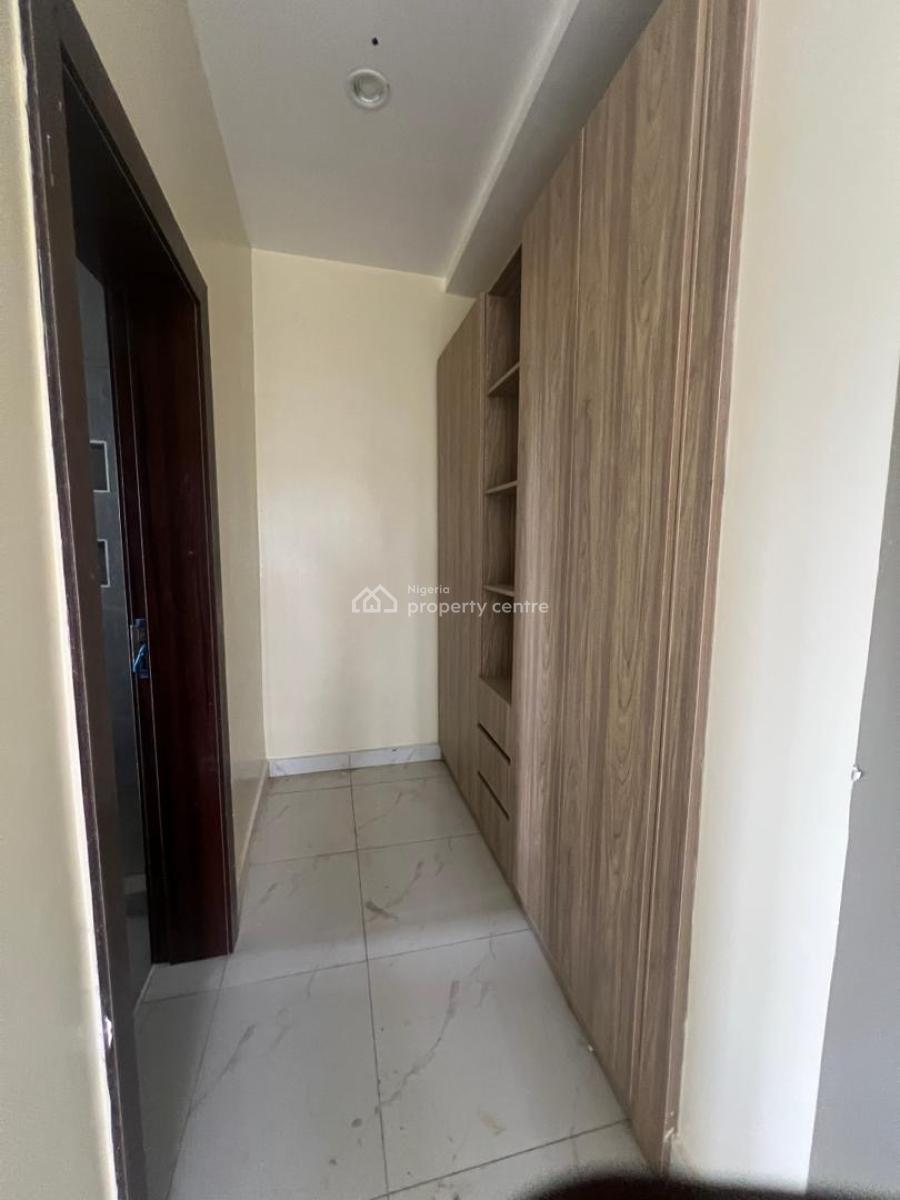 Beautiful 4 Bedrooms Terrace Duplex +bq, Guzape District, Abuja, Terraced Duplex for Sale
