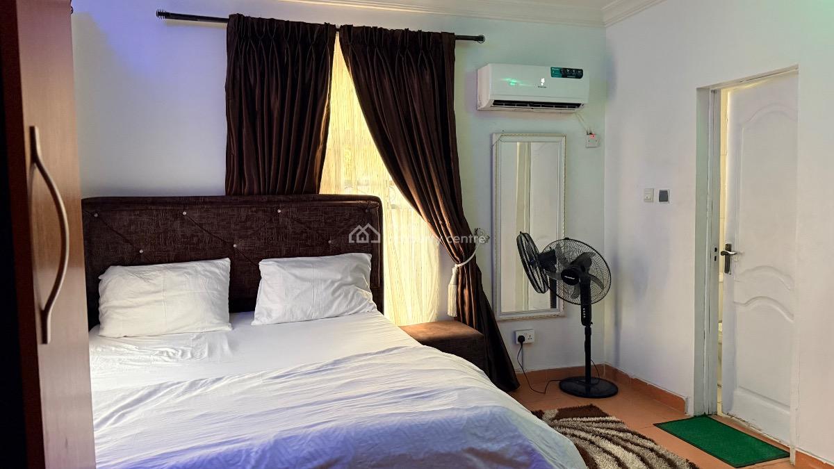 Fully Furnished / Serviced Single Room - Shared Kichen, Peninsular Gardens Estate, Sangotedo, Ajah, Lagos, Self Contain (single Rooms) for Rent