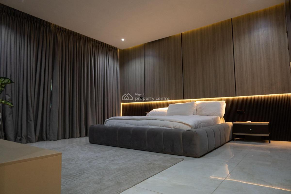 Luxury 3bedroom with Baththub, Snooker and Pool, Thompson Avenue Ikoyi, Old Ikoyi, Ikoyi, Lagos, Flat / Apartment Short Let
