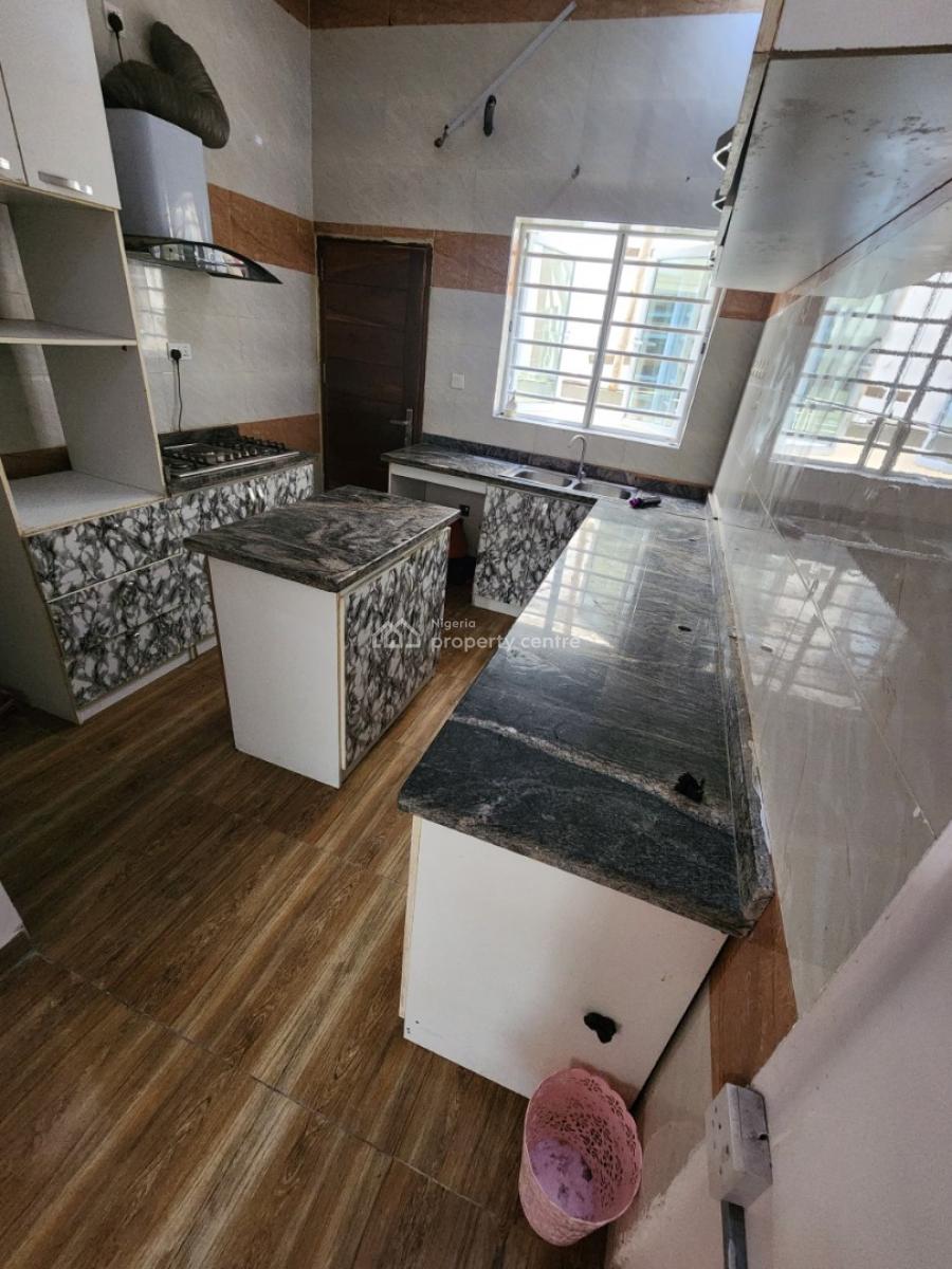 Specially Made Semi Masters Room in a Shared Apartment, Orchid Road, Lekki, Lagos, House for Rent