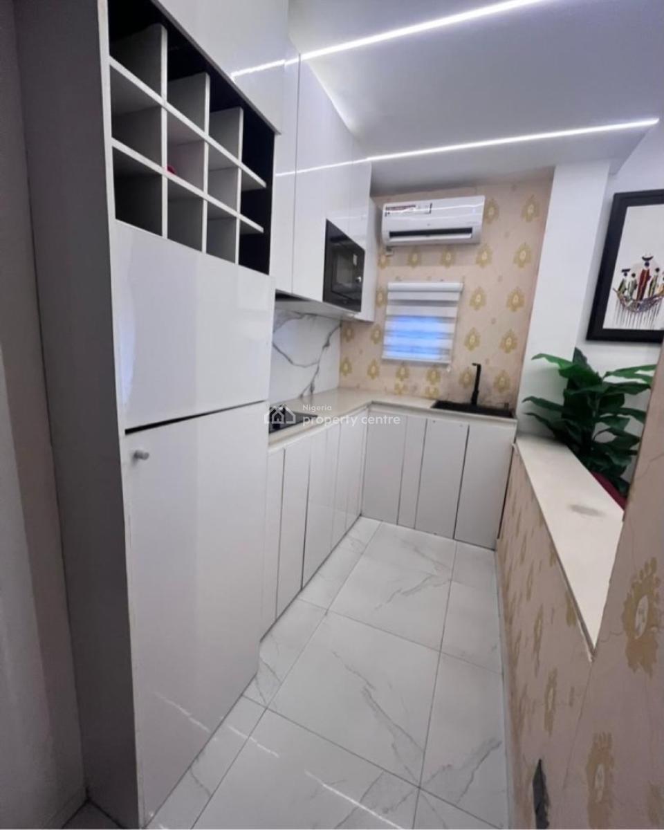 Fully Furnished One Bedroom Apartment, Lekki Phase 1, Lekki, Lagos, Mini Flat (room and Parlour) for Sale