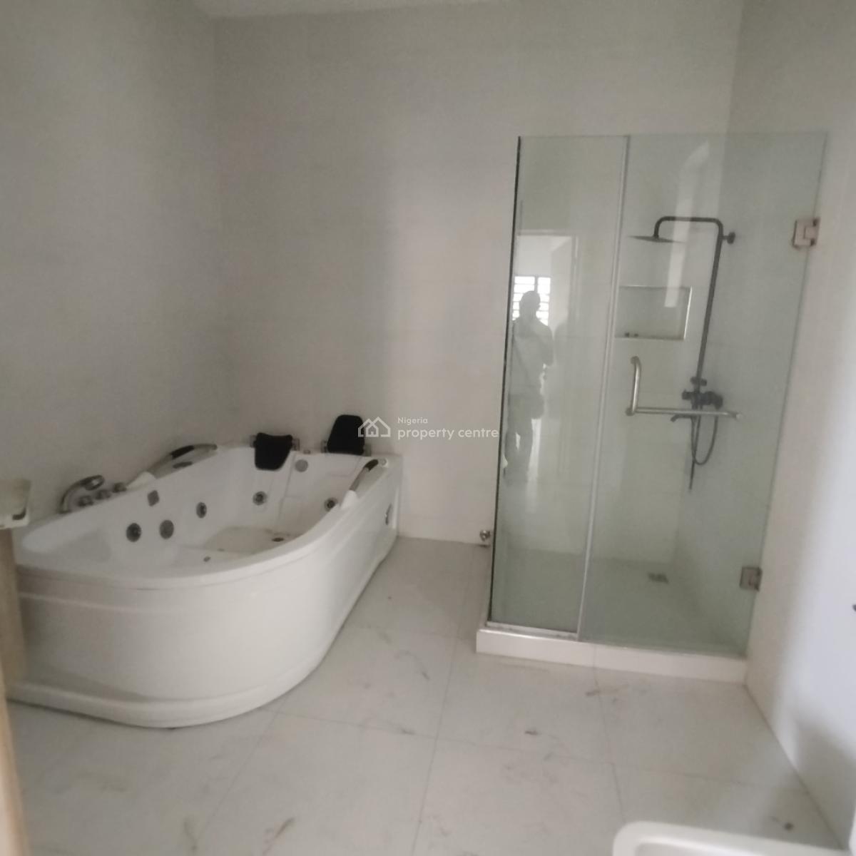 Elegant 5 Bedroom Fully Detached Duplex with Bq, Daniel Estate , Orchid Road, Lekki Expressway, Lekki, Lagos, Detached Duplex for Rent