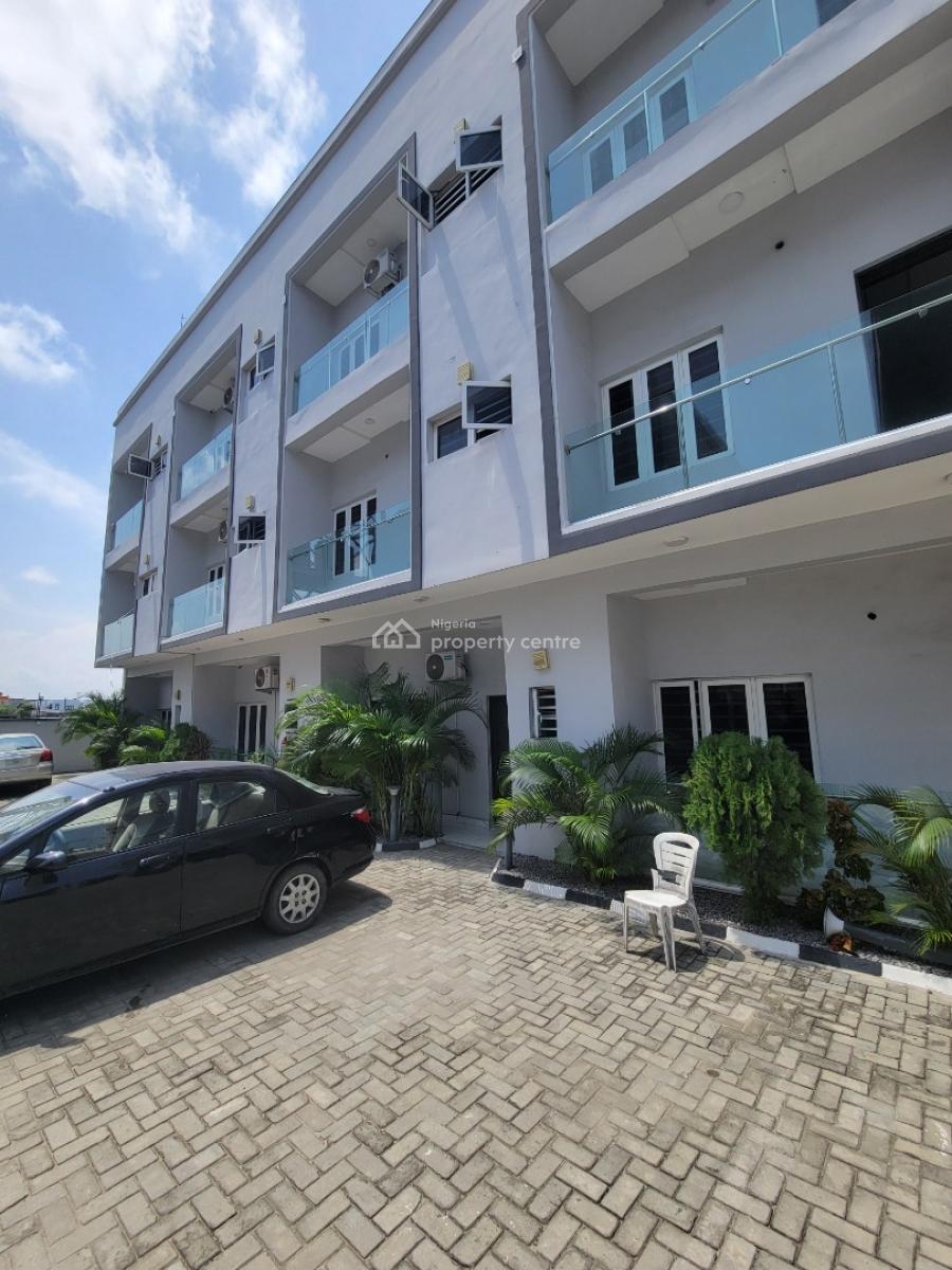 Luxurious and Spacious 4bedroom Terrace Duplex on 2 Floor, Mobil Road Ilaje Ajah, Ilaje, Ajah, Lagos, Terraced Duplex for Rent