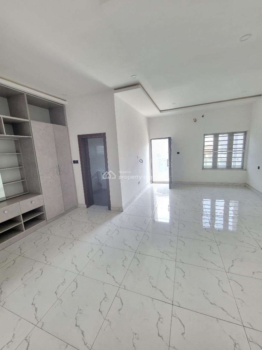 Luxurious and Spacious 4bedroom Terrace Duplex on 2 Floor, Mobil Road Ilaje Ajah, Ilaje, Ajah, Lagos, Terraced Duplex for Rent