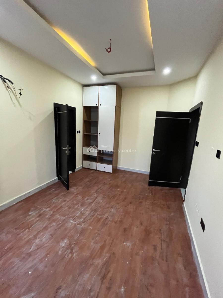 Newly Renovated Self Compound 4 Bedroom Terrace Duplex with Bq, Ilasan, Ikate, Lekki, Lagos, Terraced Duplex for Rent