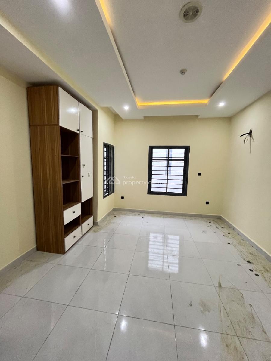 Newly Renovated Self Compound 4 Bedroom Terrace Duplex with Bq, Ilasan, Ikate, Lekki, Lagos, Terraced Duplex for Rent