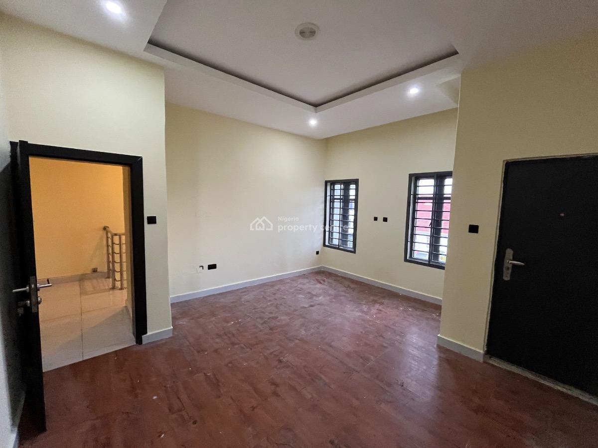 Newly Renovated Self Compound 4 Bedroom Terrace Duplex with Bq, Ilasan, Ikate, Lekki, Lagos, Terraced Duplex for Rent