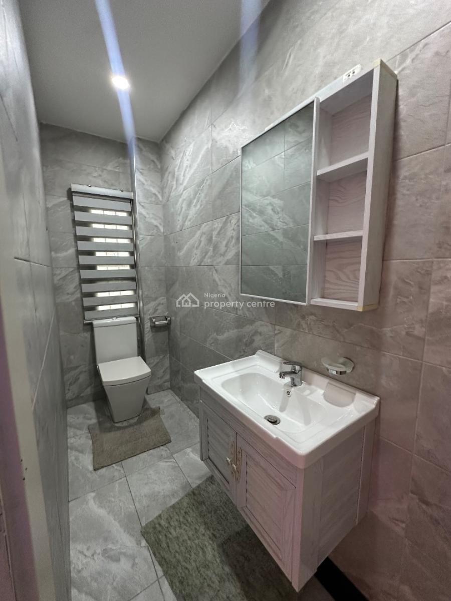 Luxury 3bedroom Apartment, Adjacent Omole Phase 1, Agidingbi, Ikeja, Lagos, Flat / Apartment for Rent