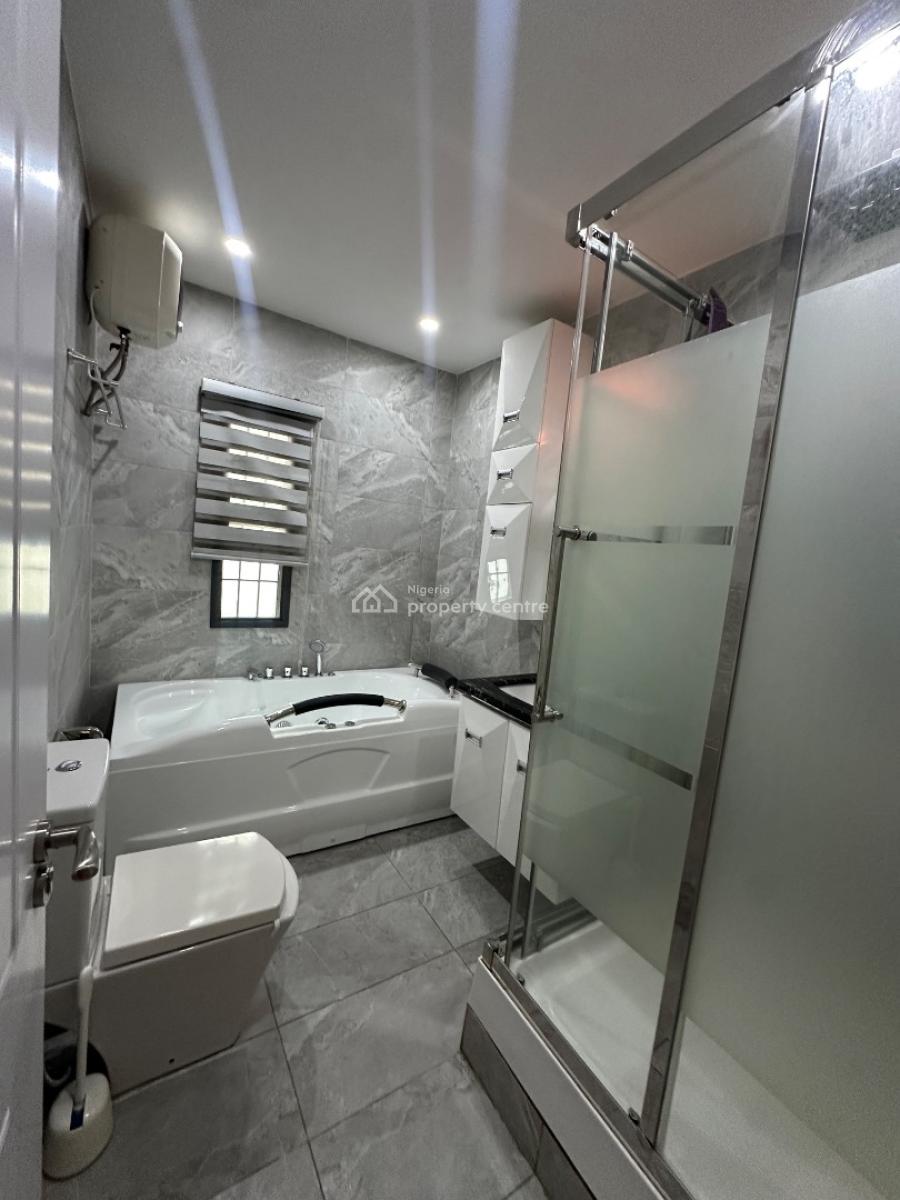 Luxury 3bedroom Apartment, Adjacent Omole Phase 1, Agidingbi, Ikeja, Lagos, Flat / Apartment for Rent