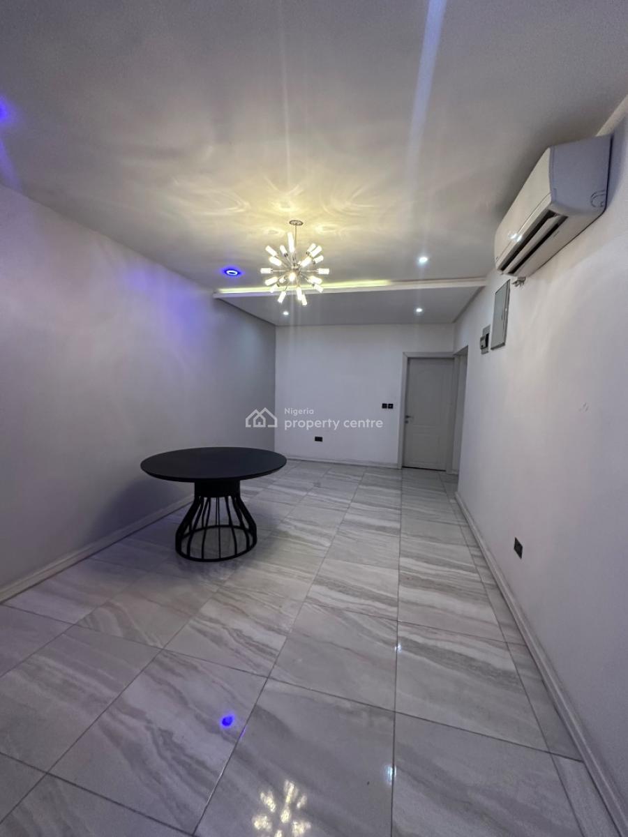 Luxury 3bedroom Apartment, Adjacent Omole Phase 1, Agidingbi, Ikeja, Lagos, Flat / Apartment for Rent