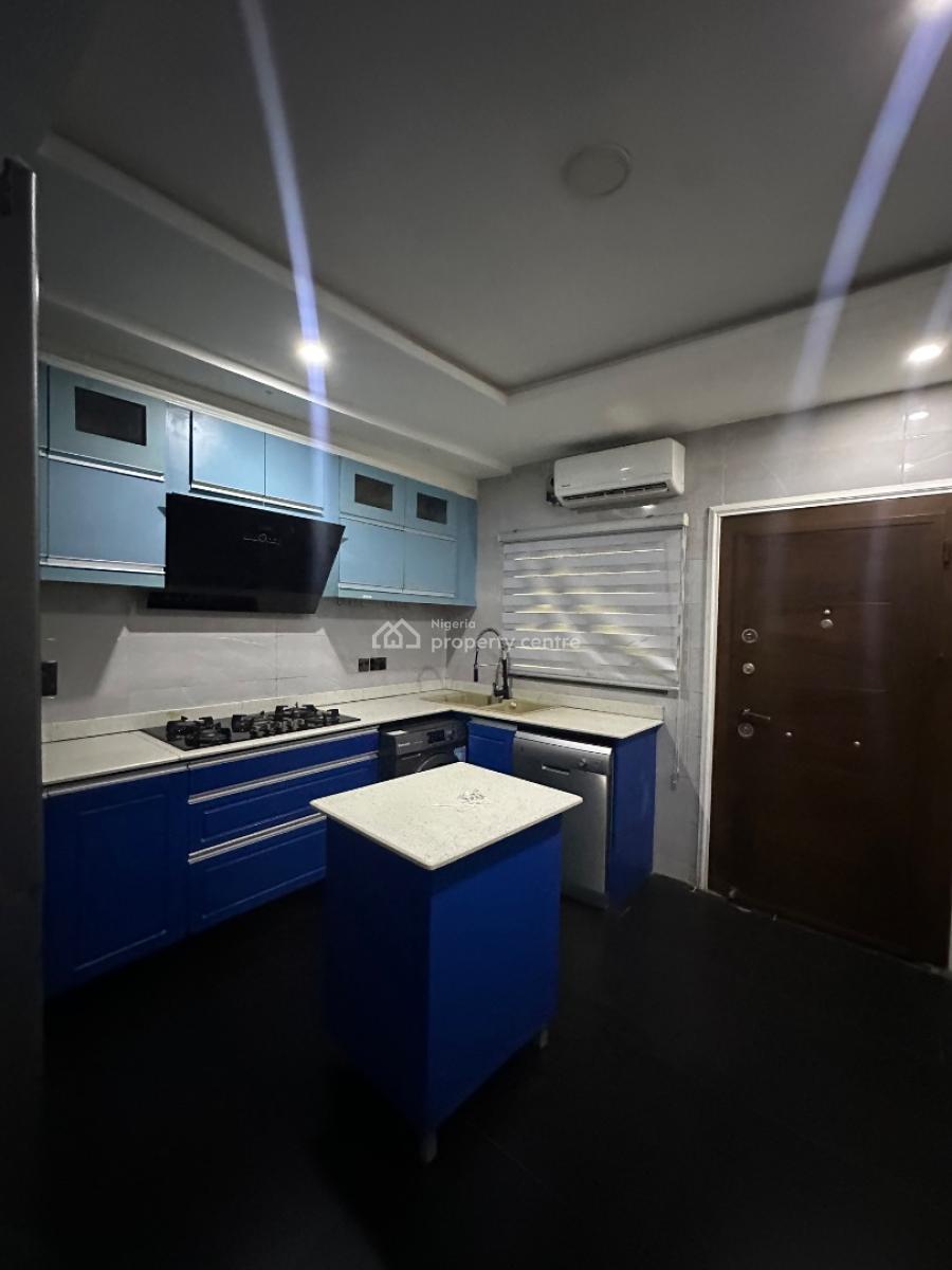 Luxury 3bedroom Apartment, Adjacent Omole Phase 1, Agidingbi, Ikeja, Lagos, Flat / Apartment for Rent