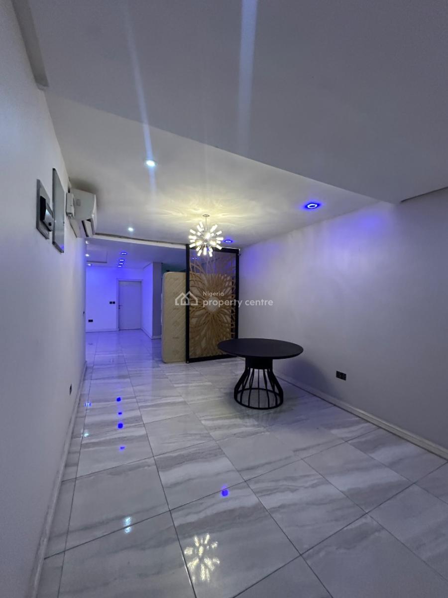 Luxury 3bedroom Apartment, Adjacent Omole Phase 1, Agidingbi, Ikeja, Lagos, Flat / Apartment for Rent