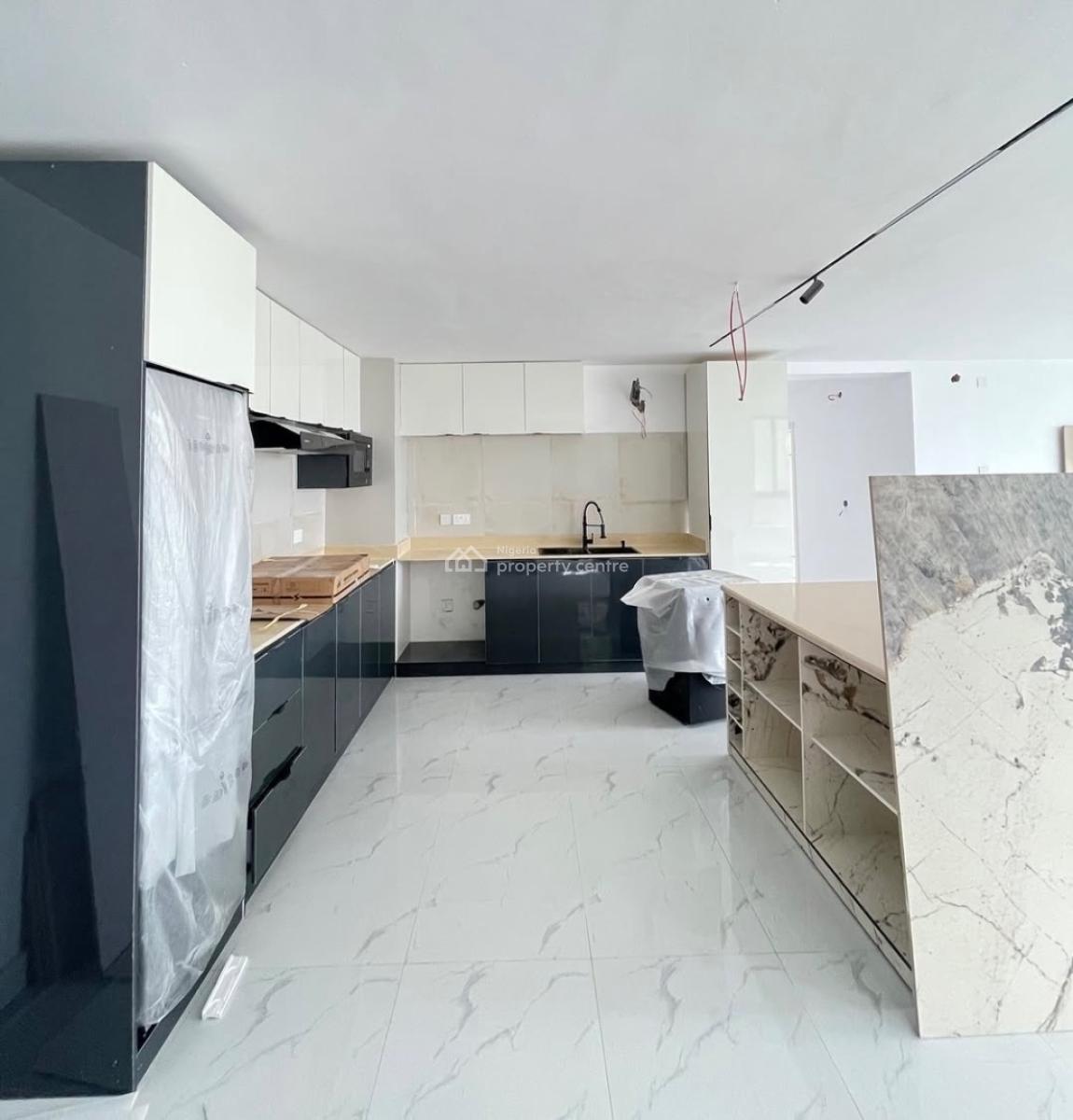 Lovely 2 Bedroom Apartment with Bq, Victoria Island (vi), Lagos, Block of Flats for Sale