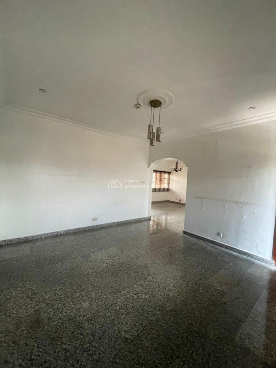3 Bedroom Apartment in a Secured and Serene Estate, Off Admiralty Way ., Lekki Phase 1, Lekki, Lagos, Flat / Apartment for Rent