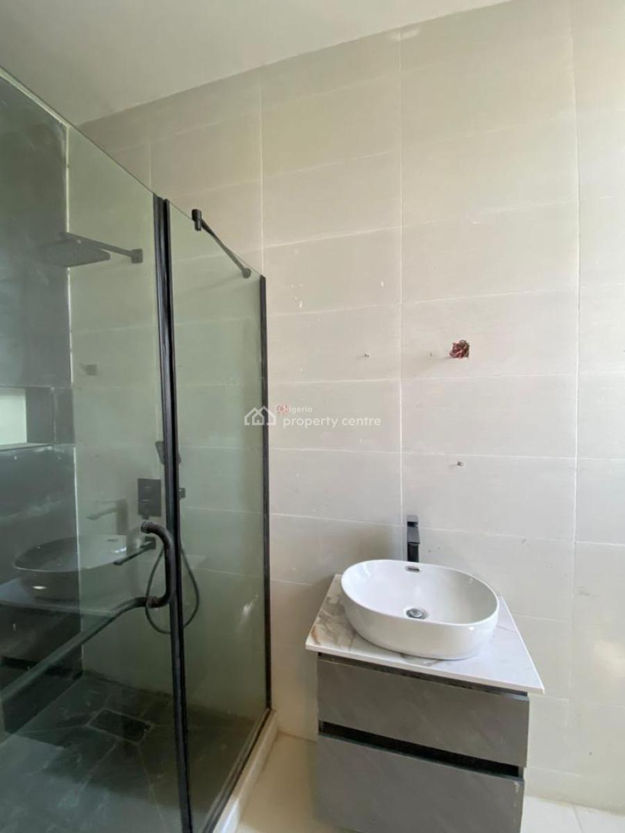 Tastefully Finished 2 Bedroom Apartment with Pool in a Secured Estate, Osapa, Lekki, Lagos, Block of Flats for Sale