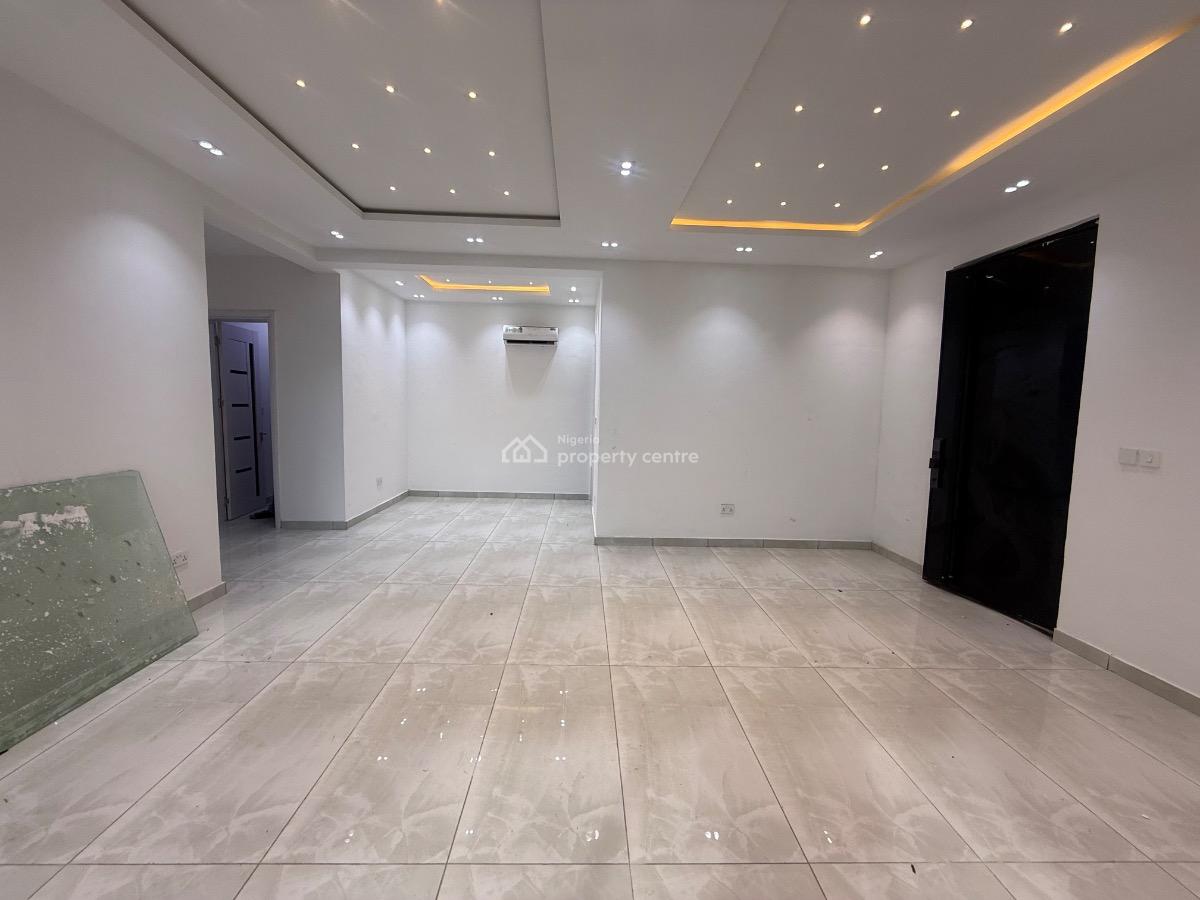 Newly Built 3 Bedroom Apartment with Maids Room, Lekki Phase 1, Lekki, Lagos, Flat / Apartment for Rent