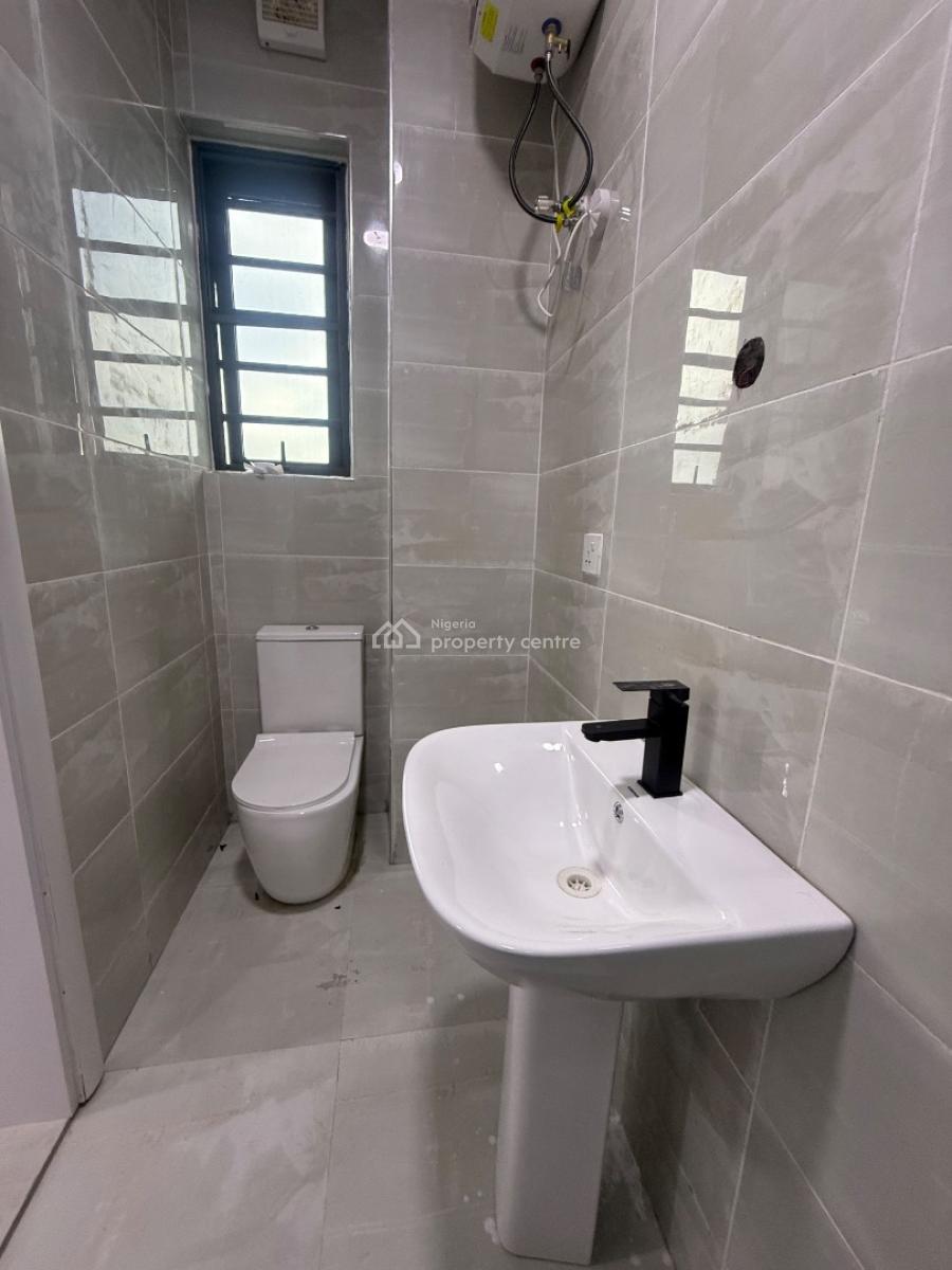 Newly Built 3 Bedroom Apartment with Maids Room, Lekki Phase 1, Lekki, Lagos, Flat / Apartment for Rent
