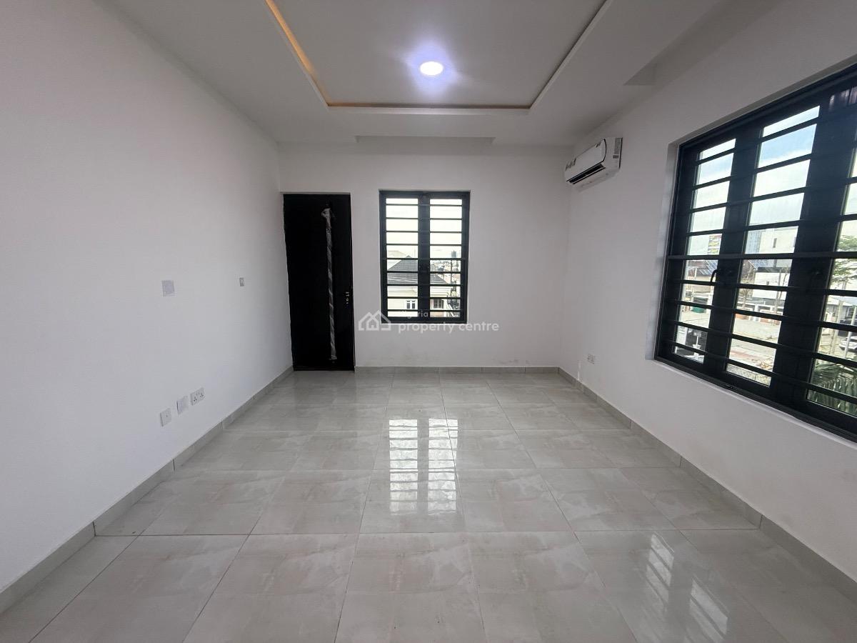 Newly Built 3 Bedroom Apartment with Maids Room, Lekki Phase 1, Lekki, Lagos, Flat / Apartment for Rent
