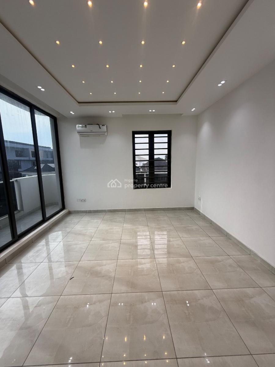 Newly Built 3 Bedroom Apartment with Maids Room, Lekki Phase 1, Lekki, Lagos, Flat / Apartment for Rent