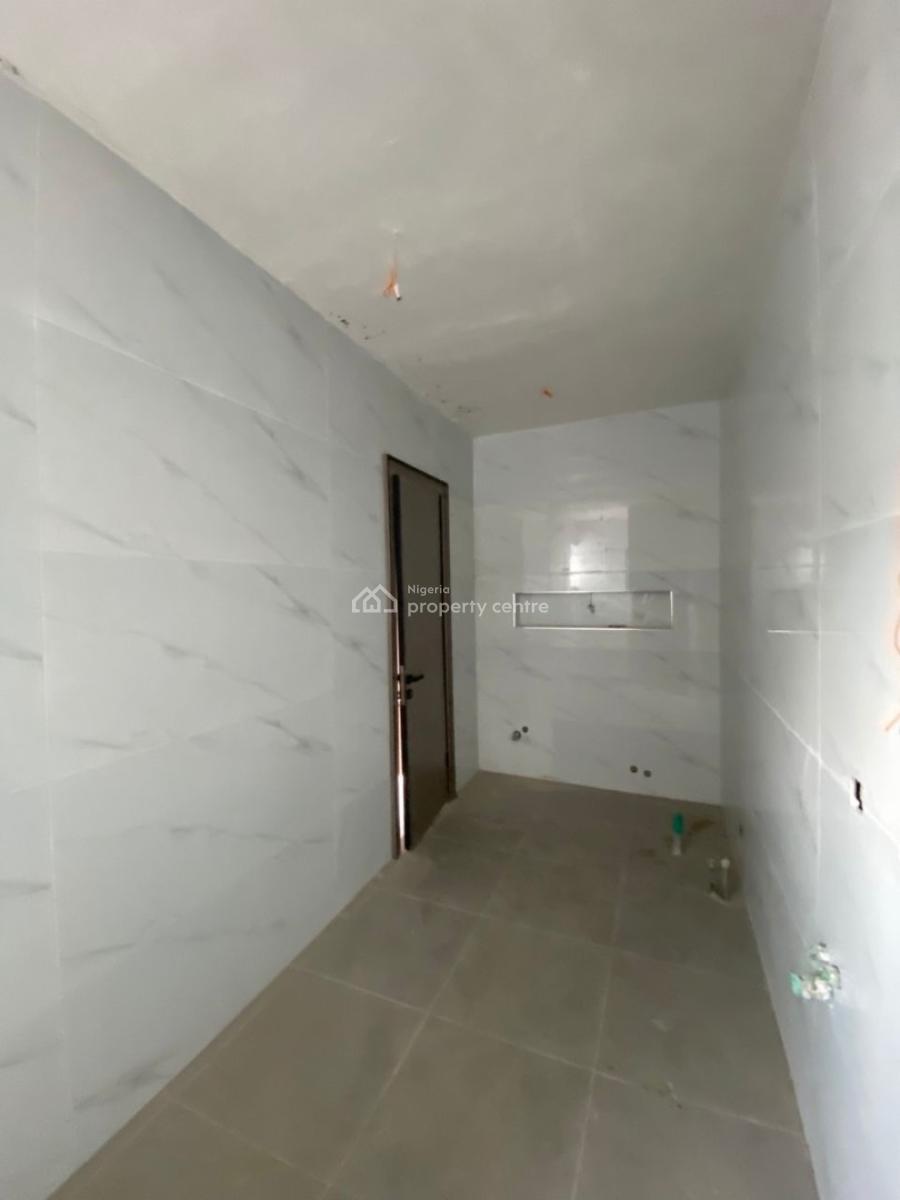 a Well Built 4 Bedroom Terrace Duplex in a Secured Estate, Osapa, Lekki, Lagos, Terraced Duplex for Sale