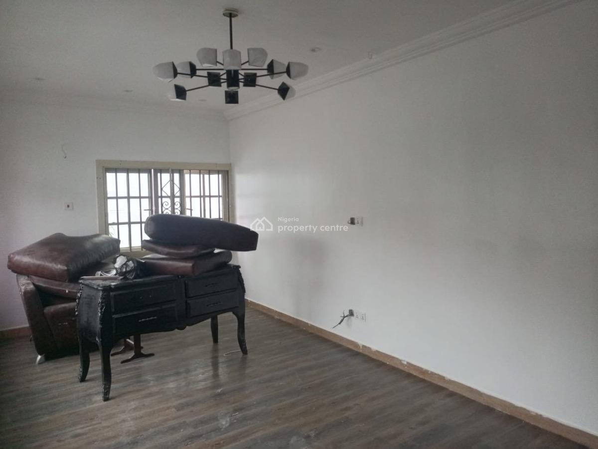 Lovely Renovated 2 Bedroom Flat, Lekki Phase 1, Lekki, Lagos, House for Rent