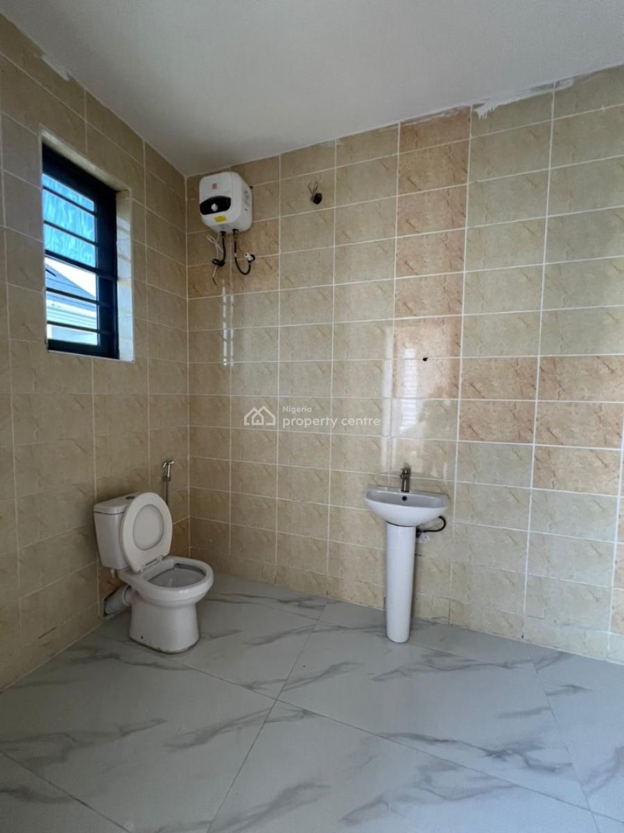 Well Maintained 4 Bedroom Semi Detached Duplex with Bq in a Secured Es, Orchid, Lekki, Lagos, Semi-detached Duplex for Rent