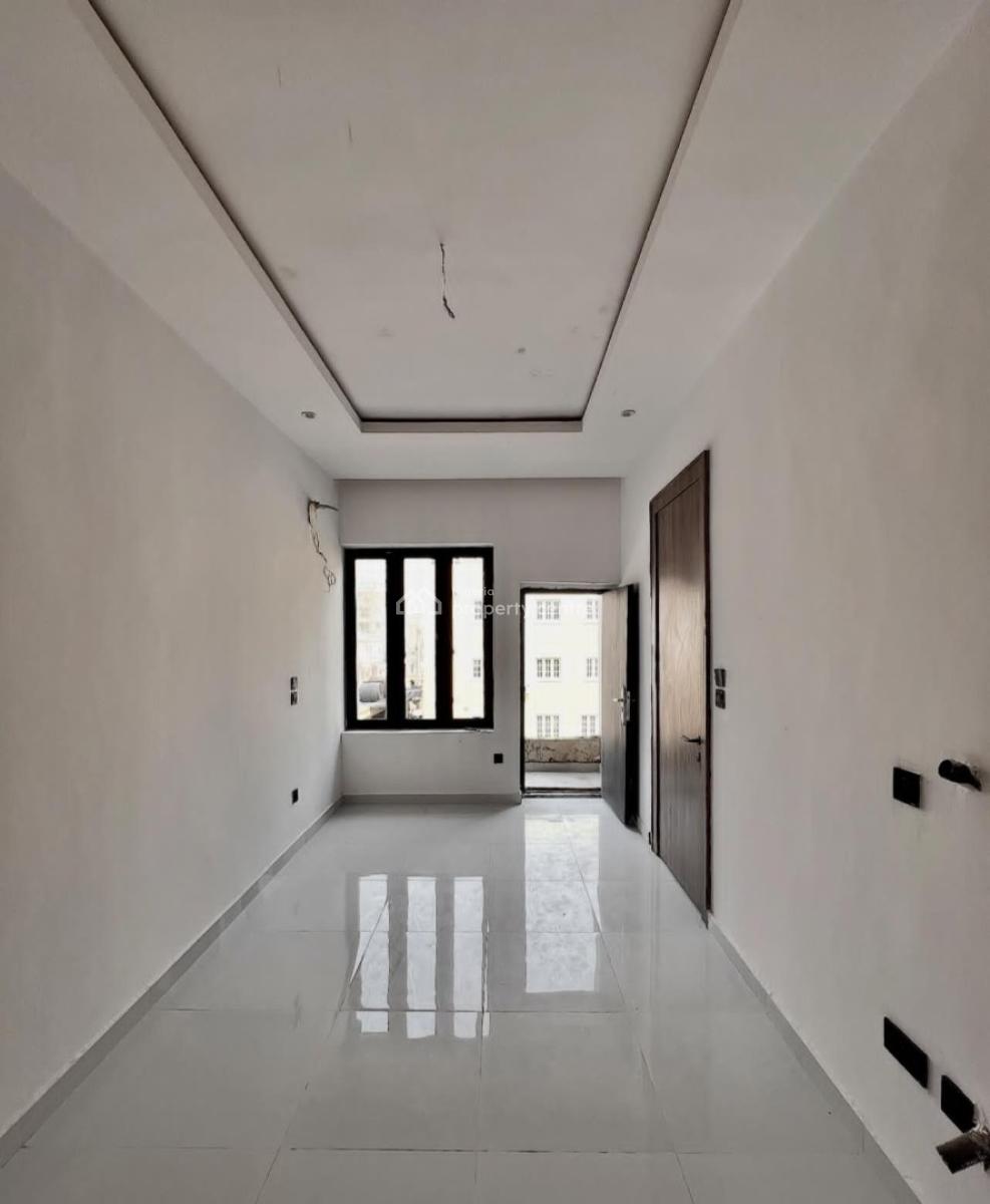 Fully Serviced 2 & 3 Bedroom Apartment, Lekki Phase 1, Lekki Phase 1, Lekki, Lagos, House for Sale