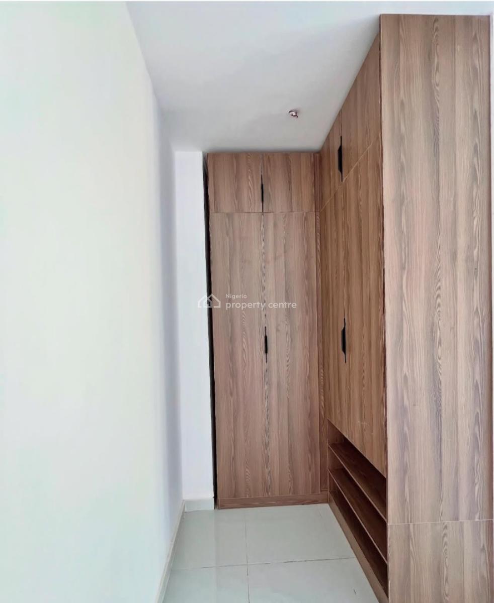 Fully Serviced 2 & 3 Bedroom Apartment, Lekki Phase 1, Lekki Phase 1, Lekki, Lagos, House for Sale