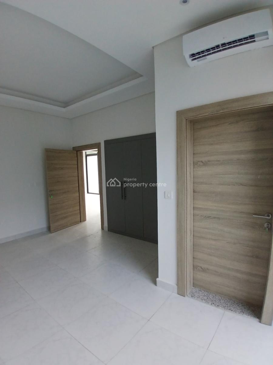 Luxuriously Built 5bedroom Duplex with Bq, Acs, Pool, Gym, Playground, Maiyegun Beach Estate, Facing The Coastal Road, Lekki, Lagos, Semi-detached Duplex for Rent