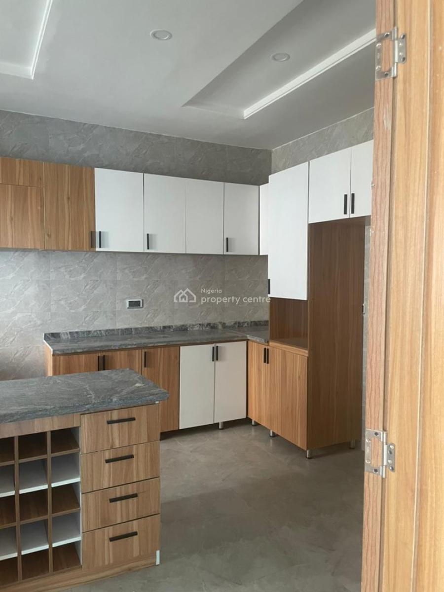 Luxury 5 Bedroom, Northern Foreshore Estate Chevron Drive, Lekki, Lagos, Detached Duplex for Sale