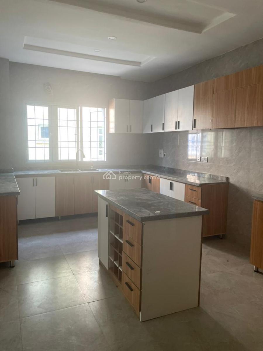 Luxury 5 Bedroom, Northern Foreshore Estate Chevron Drive, Lekki, Lagos, Detached Duplex for Sale