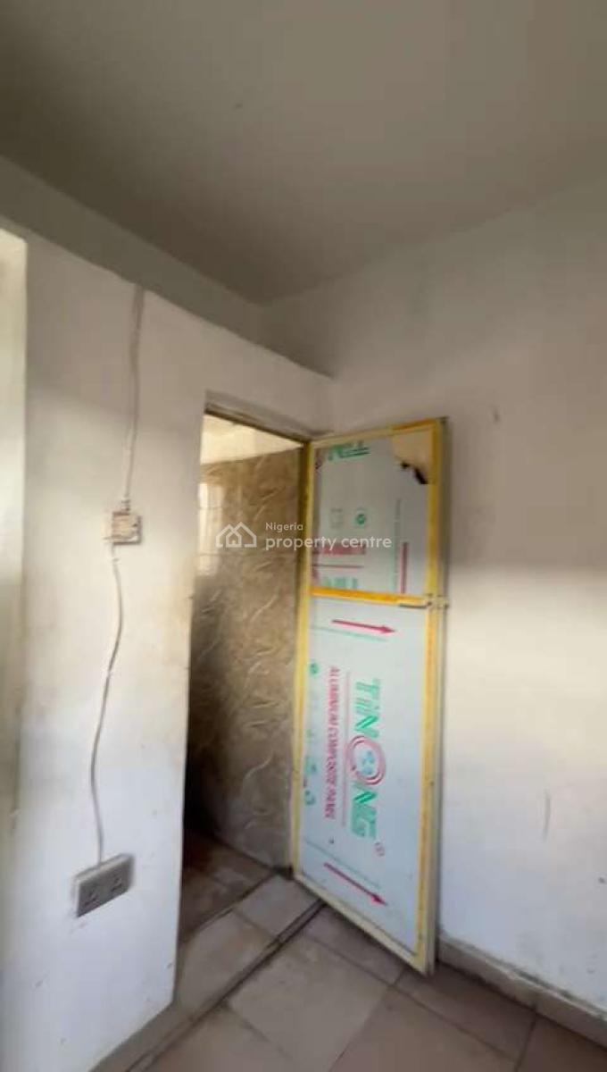 Decent  Studio Apartment, Badore Road, Ajah, Lagos, Self Contain (single Rooms) for Rent