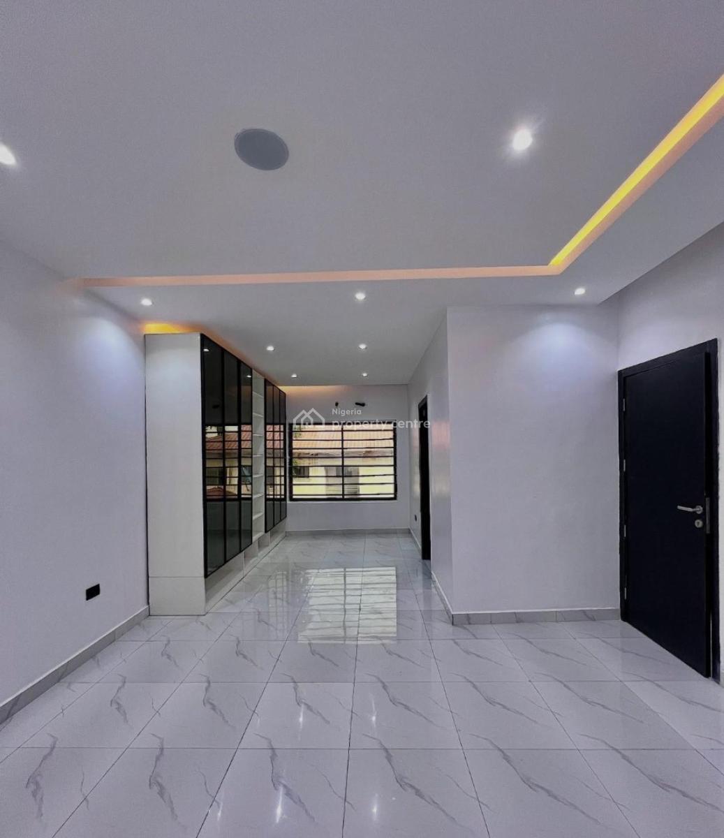 Fully Serviced 2 & 3 Bedroom Apartments with Elevator, Lekki Phase 1, Lekki Phase 1, Lekki, Lagos, House for Sale