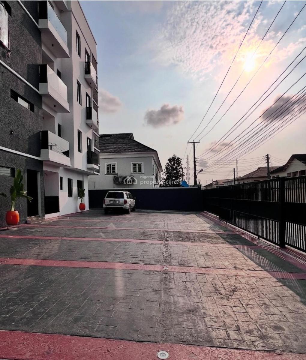 Fully Serviced 2 & 3 Bedroom Apartments with Elevator, Lekki Phase 1, Lekki Phase 1, Lekki, Lagos, House for Sale