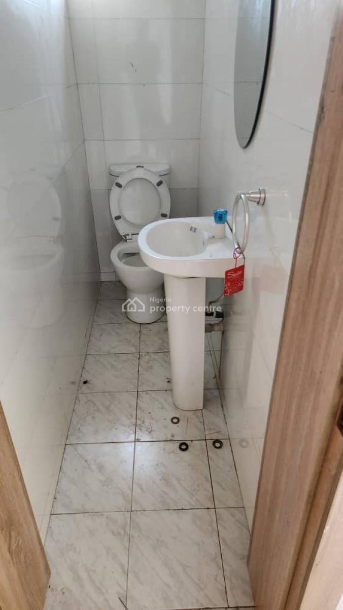 Clean and Spacious 2 Bedroom Apartment, Badore, Ajah, Lagos, Flat / Apartment for Rent