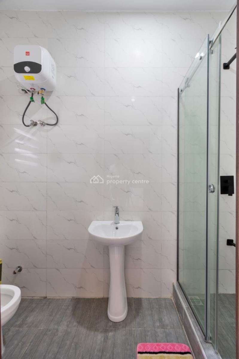 Luxury 3 Bedroom Apartment, Lekki Phase 1, Lekki, Lagos, Flat / Apartment Short Let