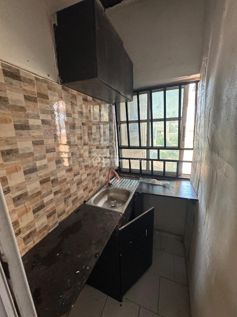 a Standard One Bedroom Apartment in a Very Good Location, Close to Starview Hotel 4th Avenue, Gwarinpa, Abuja, Mini Flat (room and Parlour) for Rent