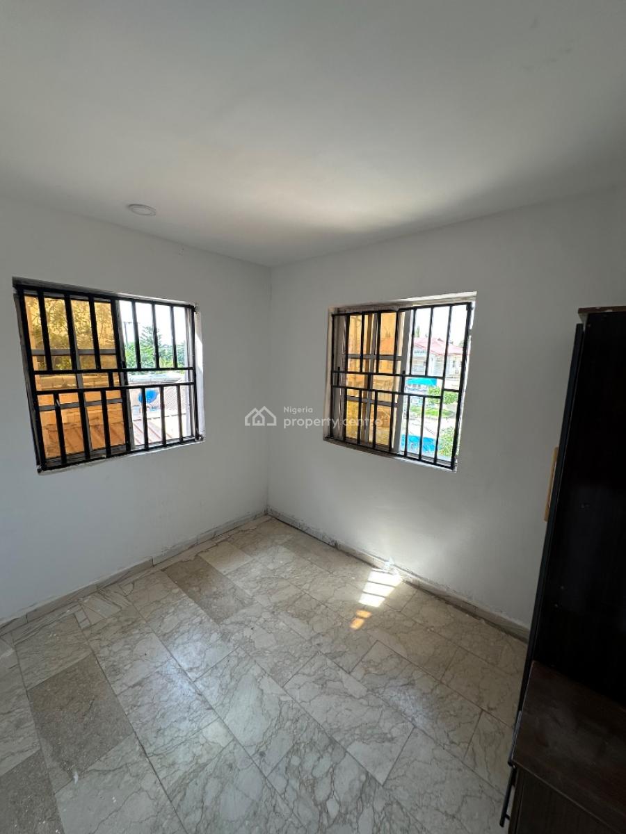 a Standard One Bedroom Apartment in a Very Good Location, Close to Starview Hotel 4th Avenue, Gwarinpa, Abuja, Mini Flat (room and Parlour) for Rent
