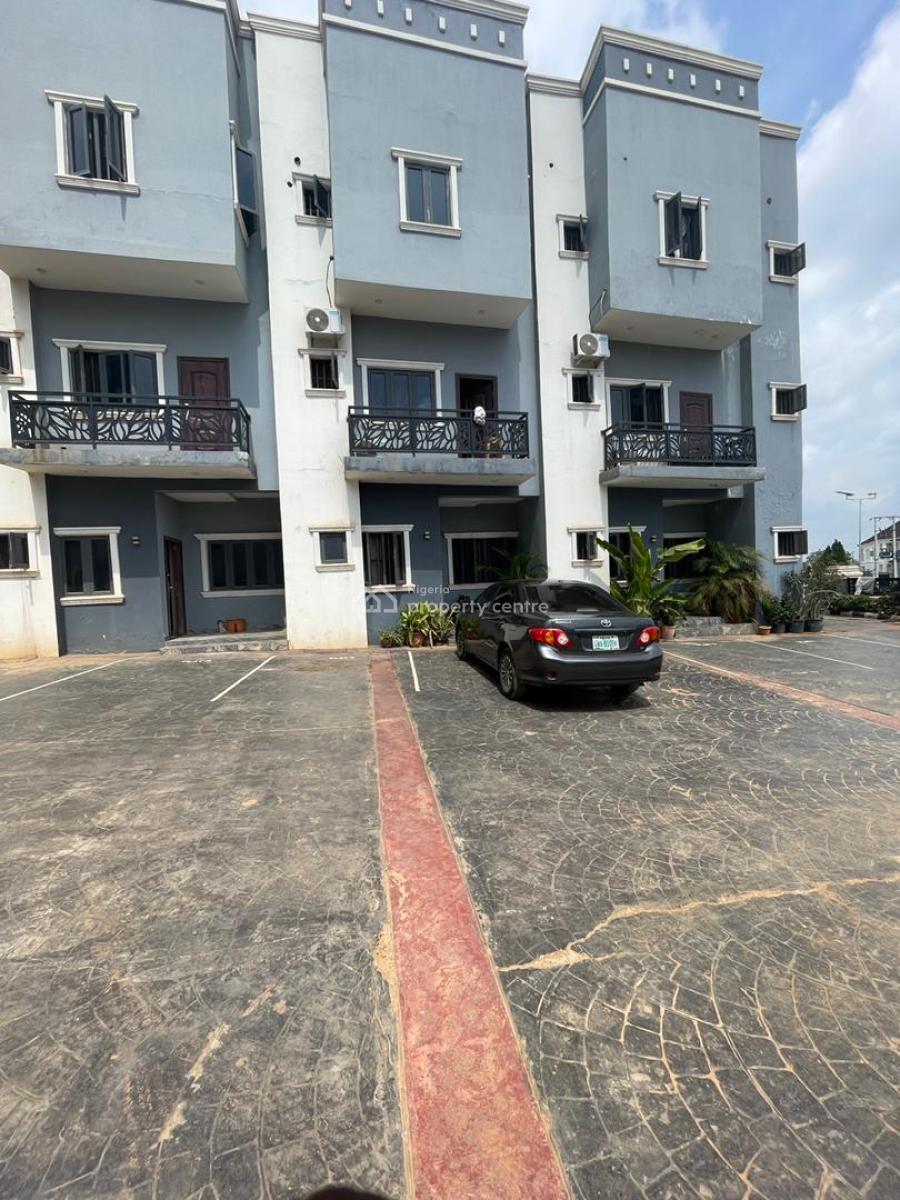 Massive 4bedroom Terrace Duplex in a Secure Environment, Jahi Behind Living Faith Church, Jahi, Abuja, Terraced Duplex for Rent