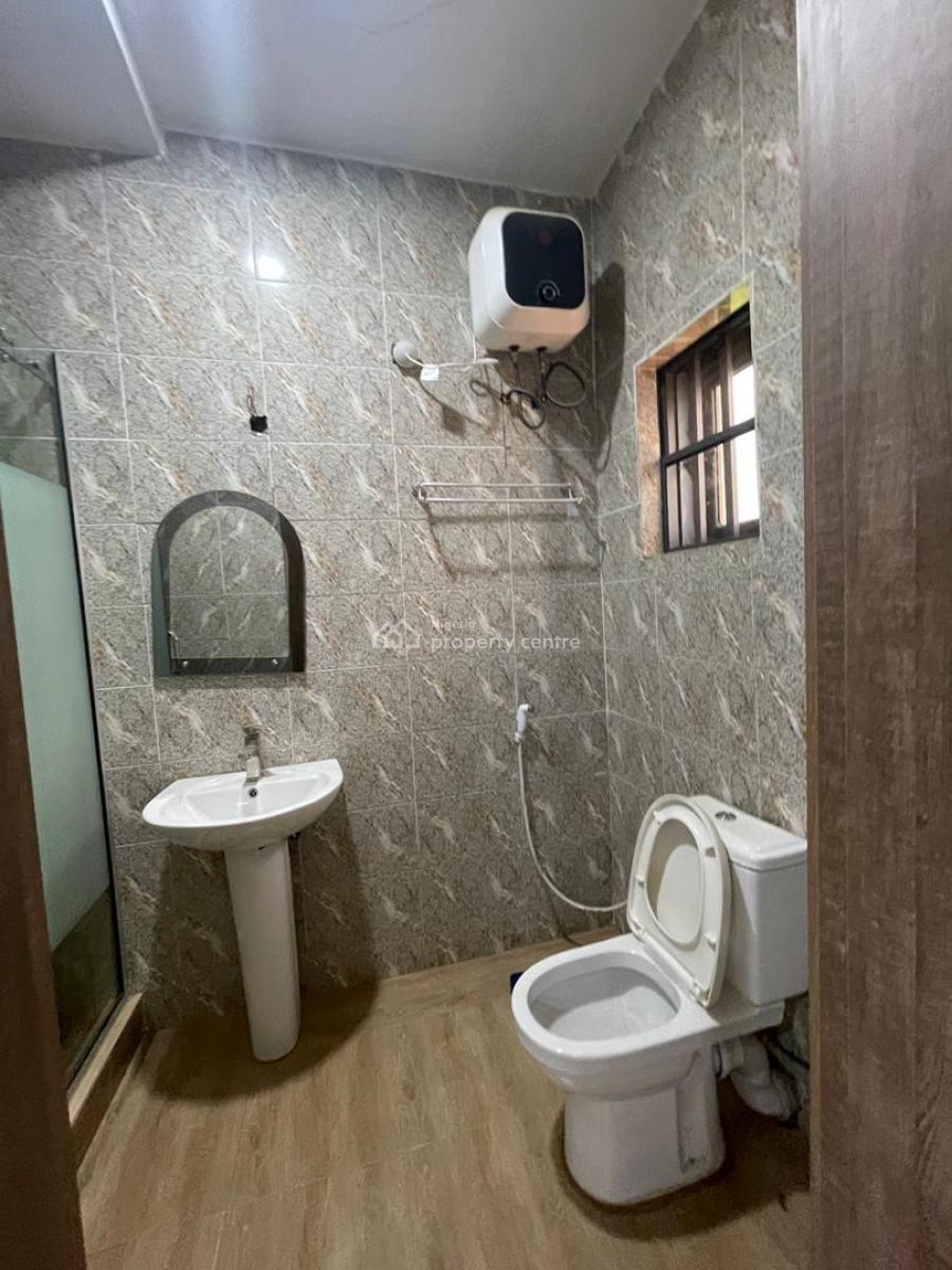 Massive 4bedroom Terrace Duplex in a Secure Environment, Jahi Behind Living Faith Church, Jahi, Abuja, Terraced Duplex for Rent