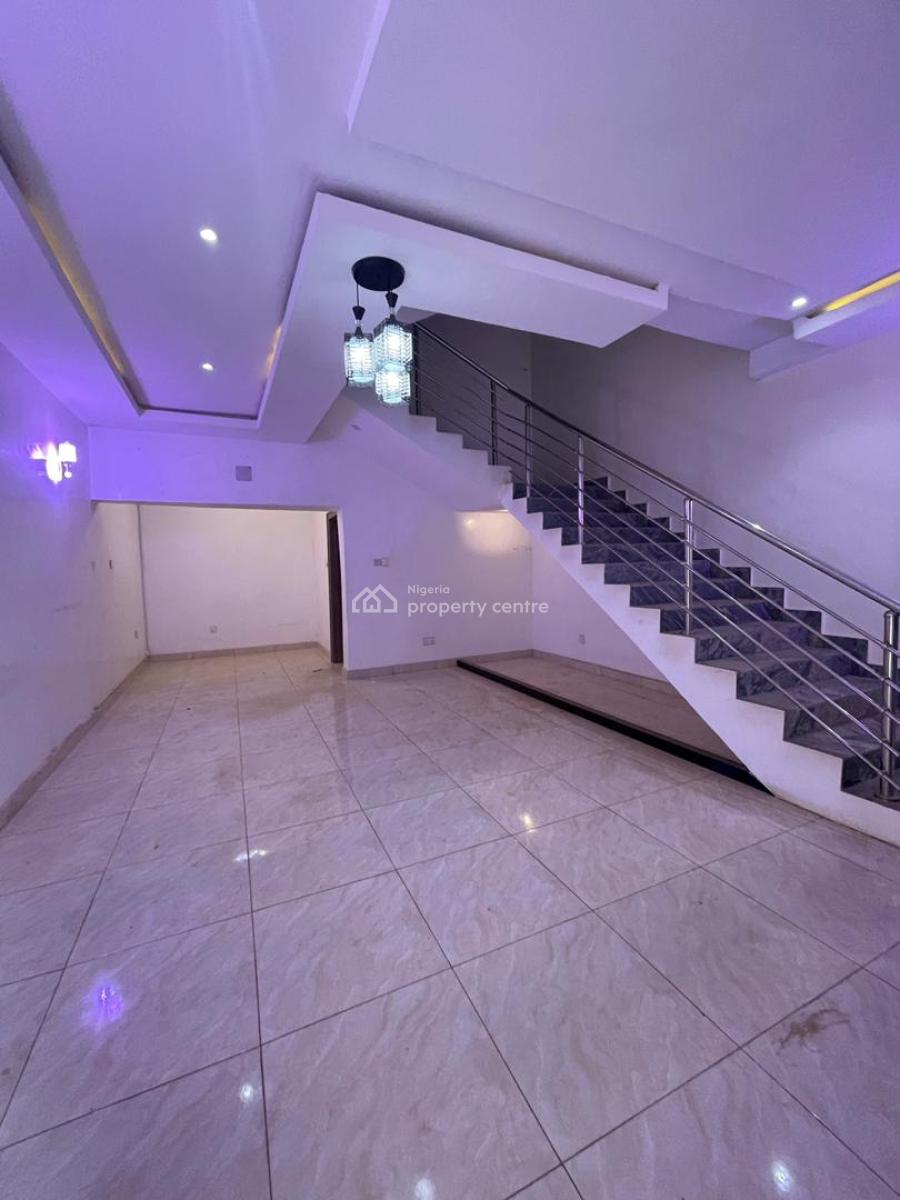 Massive 4bedroom Terrace Duplex in a Secure Environment, Jahi Behind Living Faith Church, Jahi, Abuja, Terraced Duplex for Rent